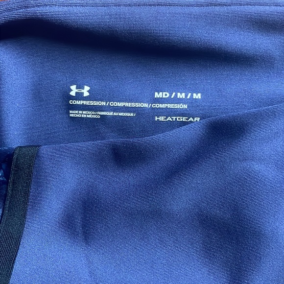Under Amour Heat Gear compression capris - Picture 4 of 4